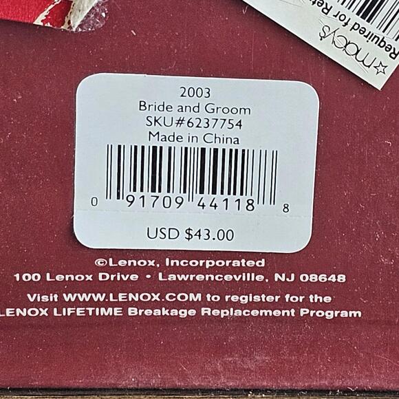 LENOX 2003 Bride and Groom Porcelain Ornament with Box - Picture 8 of 8